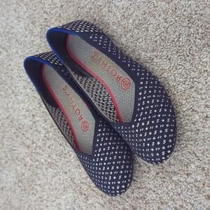Rothys blue/white pattern, sz 6.5